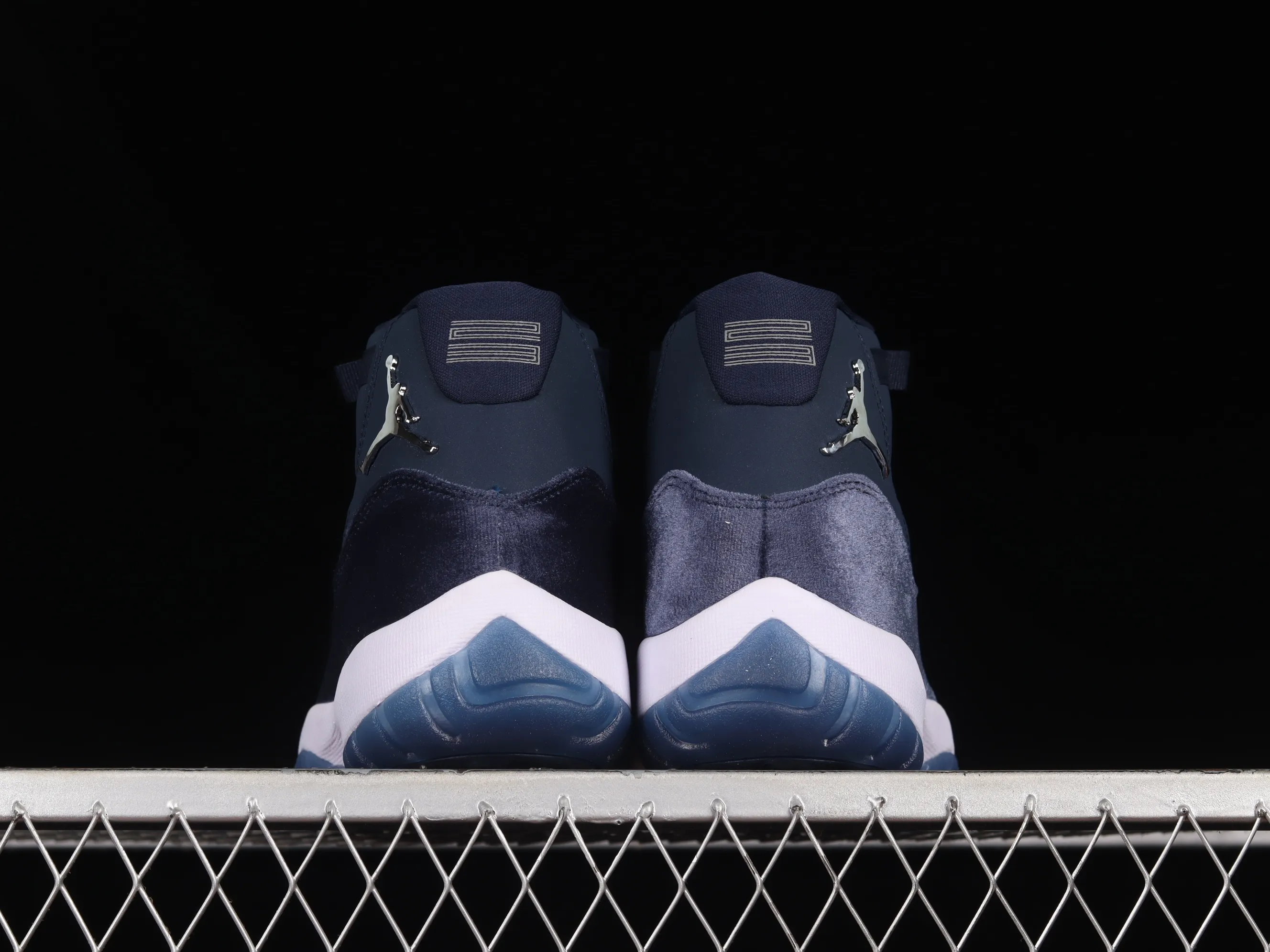 All categories Air Jordan Jordan series basketball shoes Air Jordan 11 Air Jordan 11 Velvet "Midnight Navy" AJ11 Joe 11 Midnight Blue AR0715-441